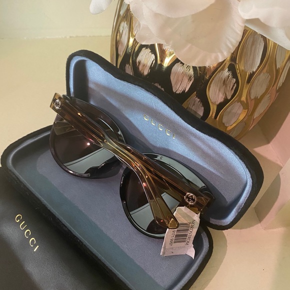 New🔥Gucci sunglasses with tag - Picture 10 of 15